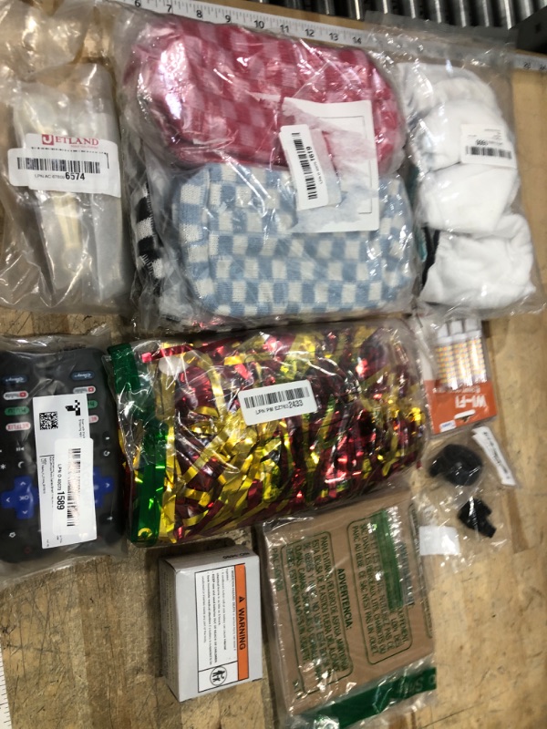 Photo 1 of ** SOLD AS IS BUNDLE OF MISCELLANEOUS AND SORTED GOODS **