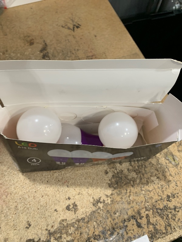 Photo 1 of *MISSING 1 PURPLE LIGHT* 4 Pack A19 LED Purple Light Bulb LED Orange Light Bulb 120V E26 Base 9 Watt (60-watt Replacement) Purple Bulb Orange Bulb, Party Decoration, Porch, Home Lighting, Halloween Light Bulbs