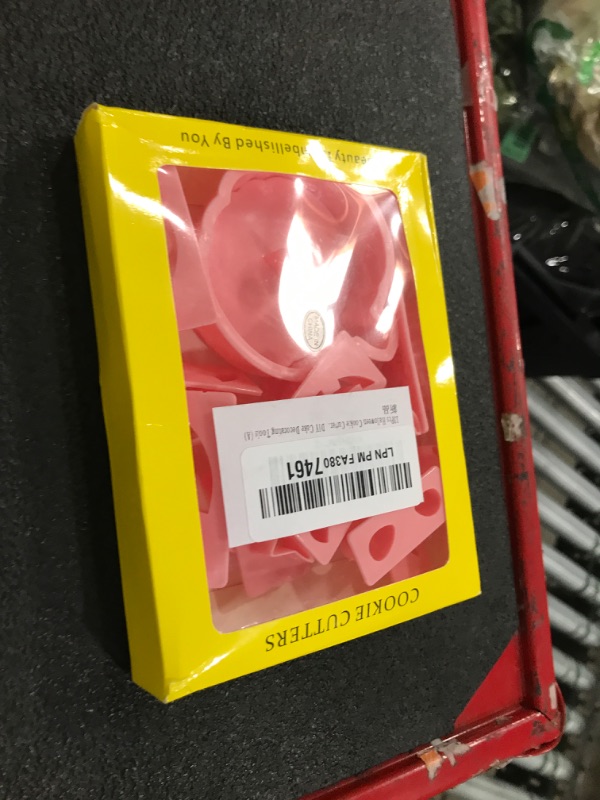 Photo 1 of 13Pcs Halloween Cookie Cutter Set Pumpkin Face Halloween Cookie Mold Biscuit Mold 3D Hollow Out Pumpkin Cake Baking Fondant Embosser Stamps Halloween Party DIY Cake Decorating Tools (A)