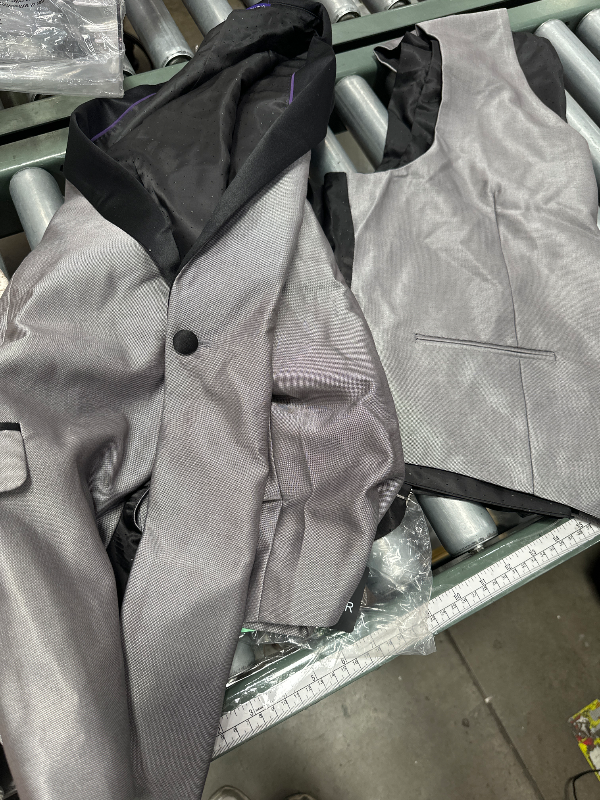 Photo 1 of *** PARTIAL SET *** Men's Suit Slim Fit 3 Piece Suits for Men, One Button Solid Shawl Lapel Blazer Jacket Vest Set for Party & Wedding Silver