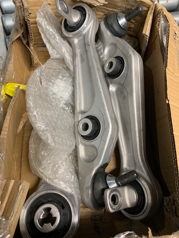 Photo 1 of (incomplete)(see all images) Roneeson 4Pcs Front Lower Left Right Side Suspension Control Arm with Ball Joint Assembly for Tesla Model 3 2017-2022, Model Y 2019-2022