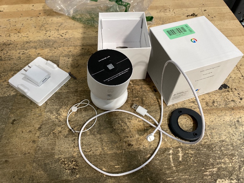 Photo 1 of (UNABLE TO TEST FULLY) Google Nest Cam Outdoor or Indoor, Battery - 2nd Generation - 1 Pack