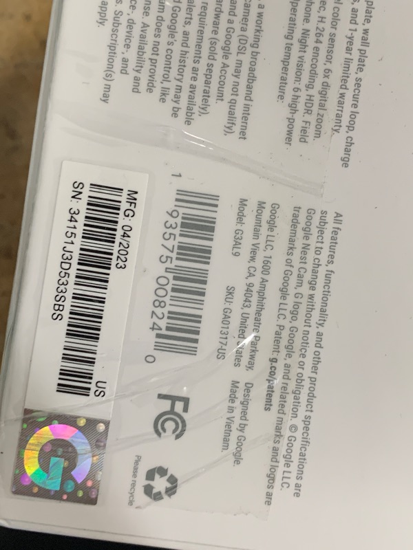 Photo 1 of (UNABLE TO TEST FULLY) Google Nest Cam Outdoor or Indoor, Battery - 2nd Generation - 1 Pack