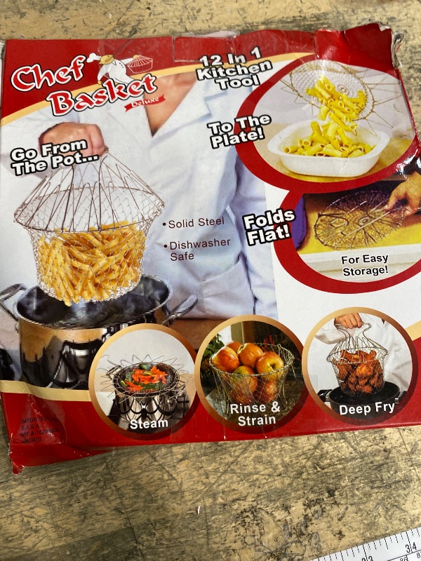 Photo 1 of 304 Stainless Steel Foldable Steam Rinse Strain Fry Basket Strainer Net Kitchen Cooking Tool for Fried Food or Fruits