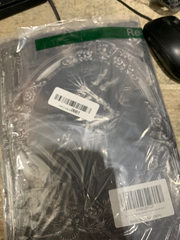 Photo 1 of 15 Halloween Gothic Creepy Skull Photos Haunted Horror Picture Frame, Waterproof Durable, with 80pcs Self Adhesive Dots Photo Decoration For Haunted Family Castle Masquerade Party 2025 Black