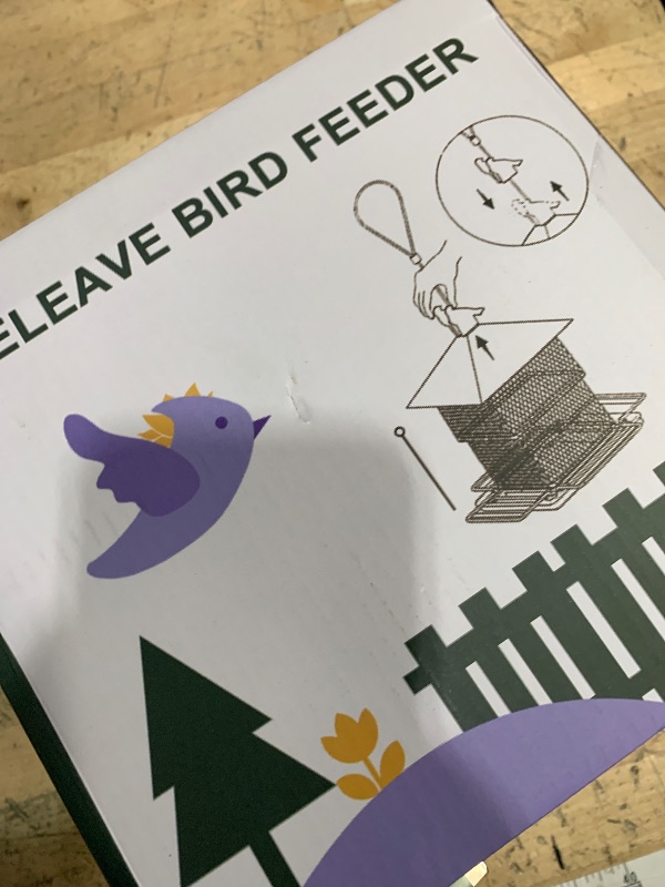 Photo 1 of (used/fair) Meleave Bird Feeders for Outdoors, 6.5lb Large Capacity, Heavy Duty Metal Bird Feeder, Supports Cardinal, Finch, Blue Jay and Wild Birds(Green)