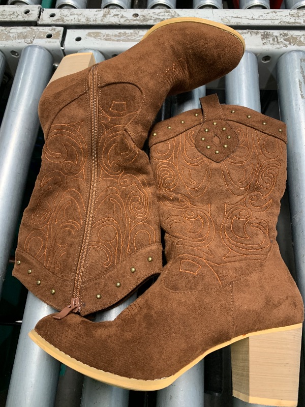 Photo 1 of (see all images) SHIBEVER Cowboy Cowgirl Boots for Women: Cowgirl Boots with Zipper Dark Brown Pull On Westerm Embroidery Cowboy Boot for Ladies Size 7