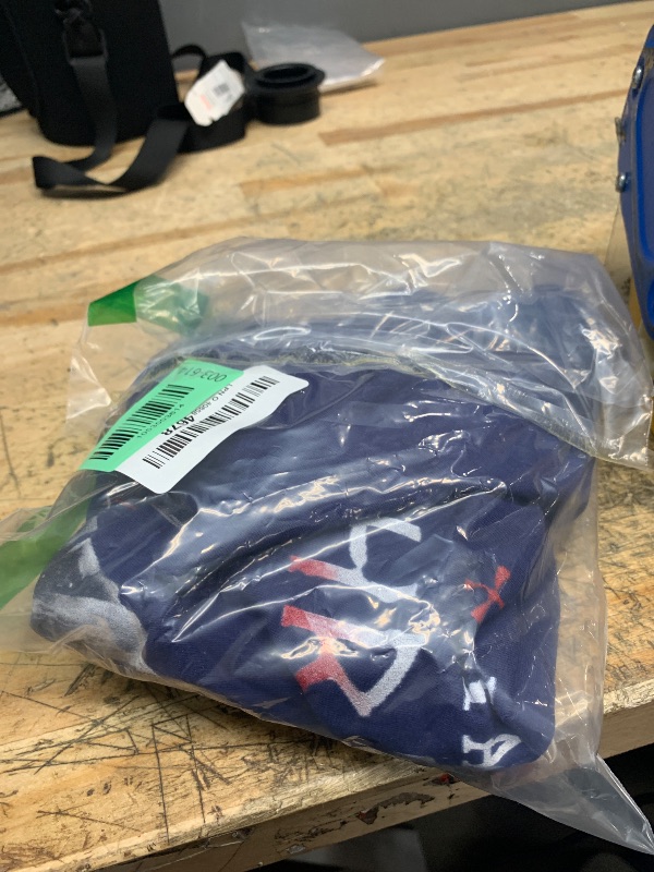 Photo 1 of *************SHIRT IS BLUE, NOT BLACK****************
Womens I Am The Christian The Devil Warned You About Men Women Gift V-Neck T-Shirt XXL