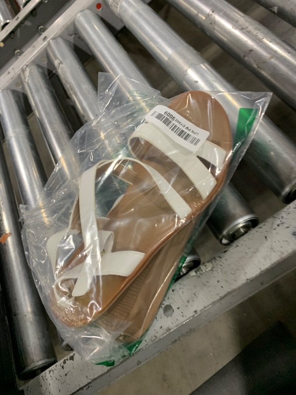 Photo 1 of Naturalizer SOUL Women's Shenna Sandal White 9 W