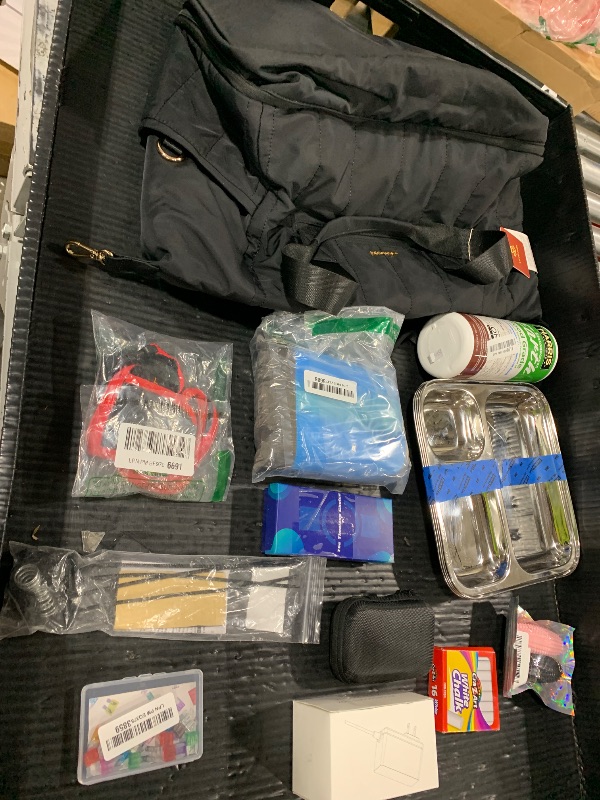 Photo 1 of BOXLOT BUNDLE OF GENERAL MERCHANDISE