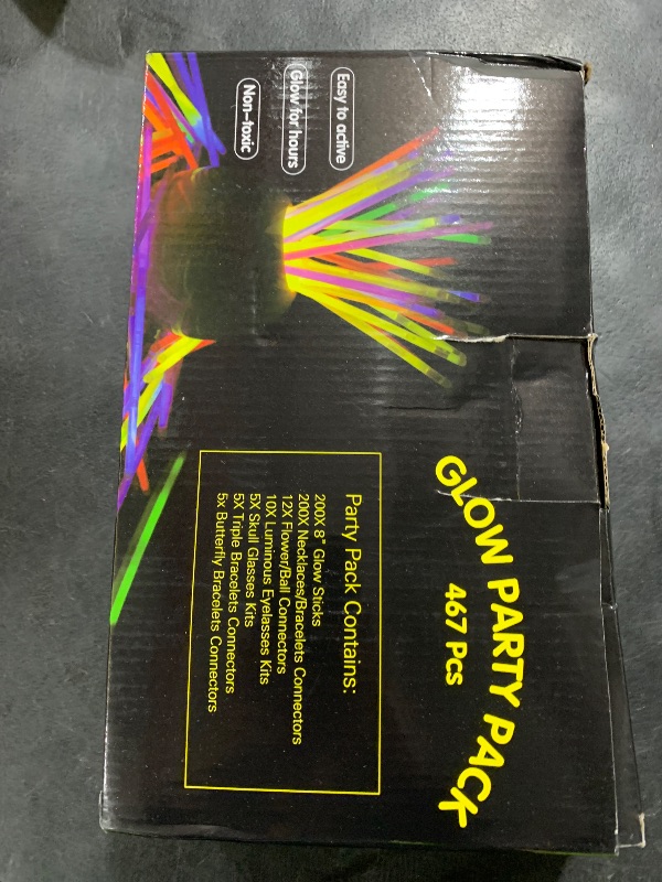 Photo 1 of BUDI 467Pcs Glow Sticks - Halloween Party Favors Glow in the Dark Party Supplies for Kids Adults 4th of July Accessories Neon Decors Glowsticks Bulk 8 Inch & Connectors Necklace Bracelet Glasses