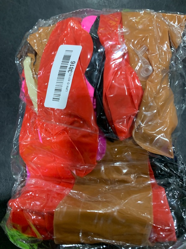 Photo 1 of 12 Pcs 40 Inch Inflatable Stick Horse Colorful Horse Head Stick Balloon Horse Birthday Party Supplies Pony Stick for Halloween Birthday Cowboy Horse Theme Party Supply, 6 Colors