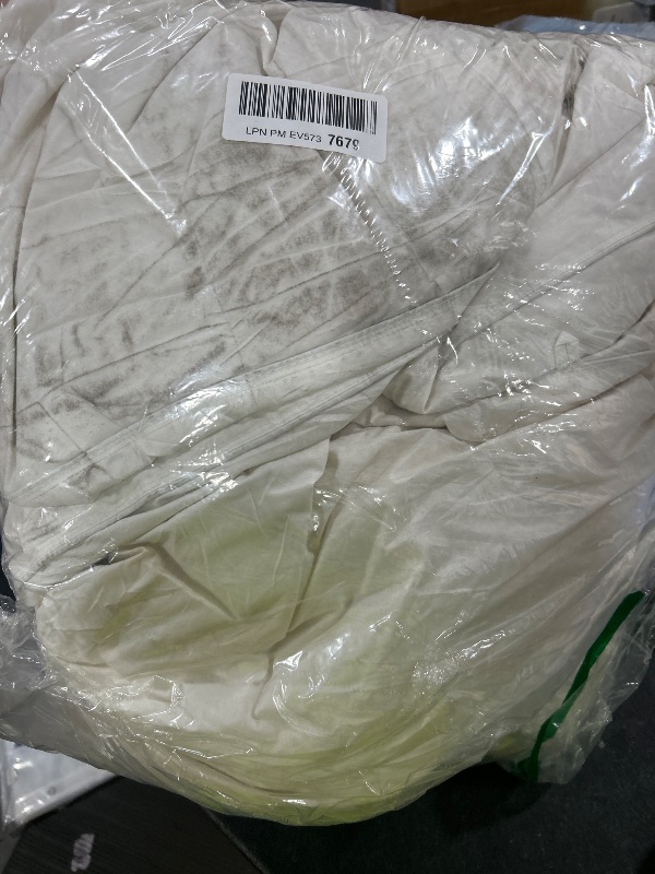 Photo 1 of APSMILE Lightweight Down Feather Fibers Comforter Oversized Queen, Cooling Duvet Insert for Warm Weather -100% Organic Cotton, High Fill Power Down Fibers Quilt Thin Summer Duvet (Ivory White, 98x98)