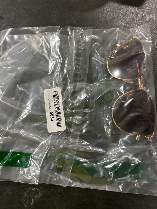 Photo 1 of SOJOS Mirrored Flat Lens Fashion Sunglasses for Women SJ1085 Gold Frame/Gradient Brown Lens