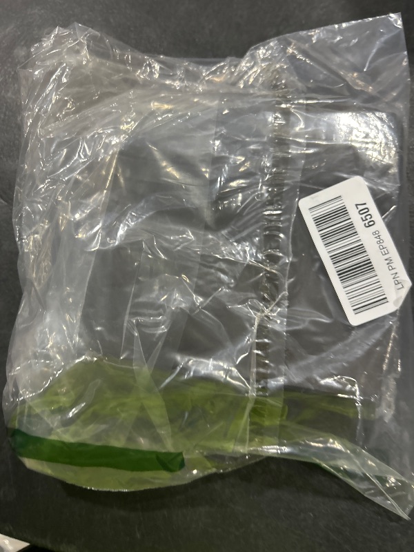 Photo 1 of 100Pcs Halloween Black Paper Napkins 6.5"×6.5" Black Cocktail Beverage Napkins Disposable Absorbent Hand Towels for Guest Halloween Party Decorations Bathroom Kitchen Table Decor Birthday Anniversary