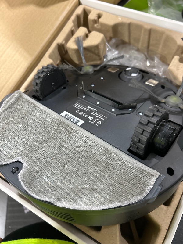 Photo 1 of UMMUND Robot Vacuum and Mop Combo, 2 in 1 Vacuum Cleaner Robot with Schedule, Wi-Fi/App/Remote, Max Suction 2000Pa, Self-Charging, Slim, Ideal for Hard Floor, Pet Hair, Low-Pile Carpet