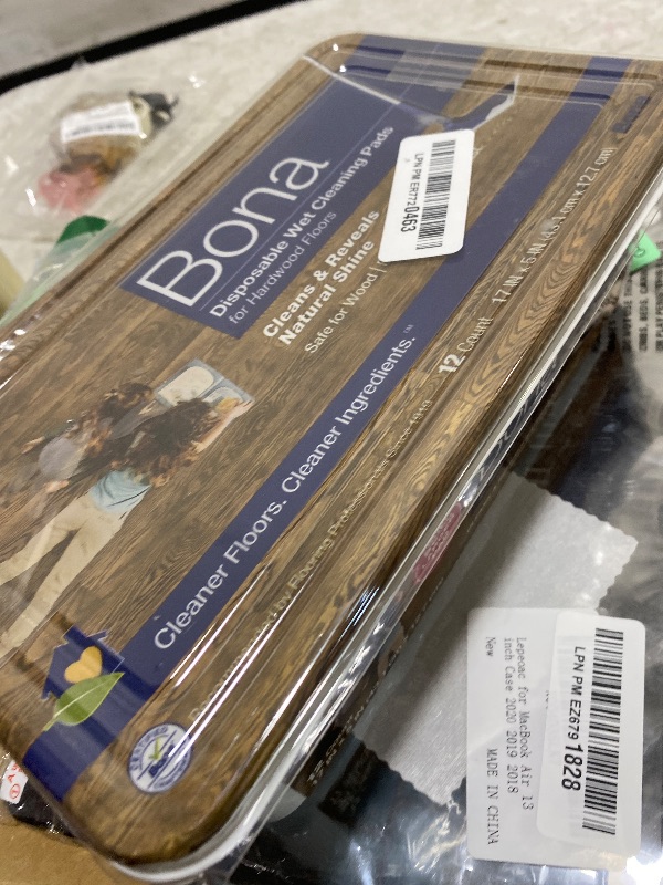 Photo 1 of Bona Hardwood Floor Disposable Wet Cleaning Pads - 12 cleaning pads per pack - unscented - Use with Bona Mops - Residue-Free Floor Cleaning Solution for Wood Floors