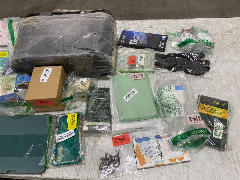 Photo 1 of Nellis Variety Box: Small 
