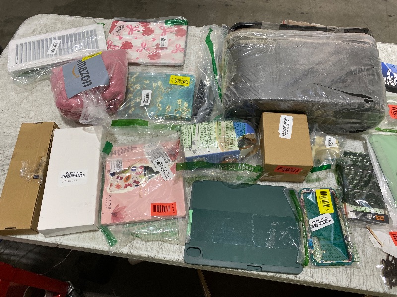 Photo 1 of Nellis Variety Box: Small 

