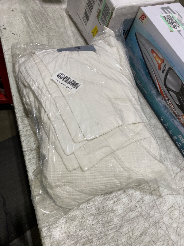 Photo 1 of PHF 100% Cotton Muslin Duvet Cover Set Queen Size, Soft Breathable Linen Like Guaze Textured Bedding Comforter Cover 3 Pieces for All Season, Comfy Duvet Set with 2 Pillow Shams, 90"x90", White