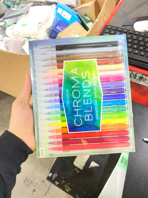 Photo 1 of Ooly Chroma Blends Watercolor Brush Markers, Pens for Writing & Hand Lettering, School Supplies - Set of 18