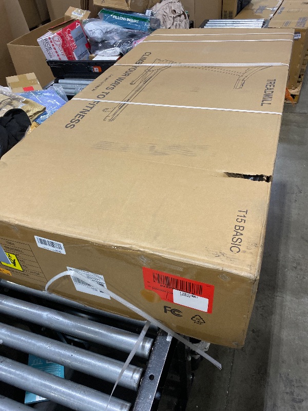 Photo 1 of THERUN Incline Treadmill, Treadmills for Running and Walking, 300 lbs Weight Capacity Folding Treadmill with 0-15% Auto Incline, Wide Belt, 3.5HP, App, Heart Rate, Red
