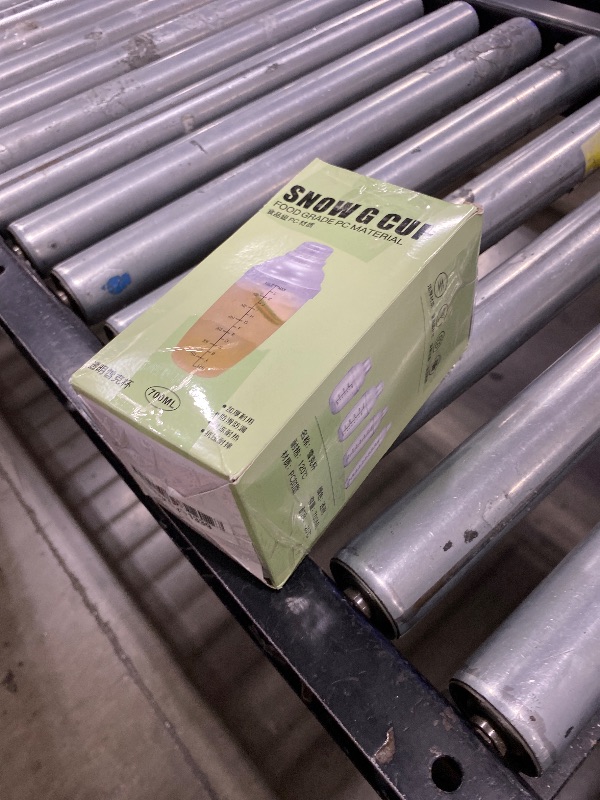 Photo 1 of snow g cup food grade pc material 700ml 
