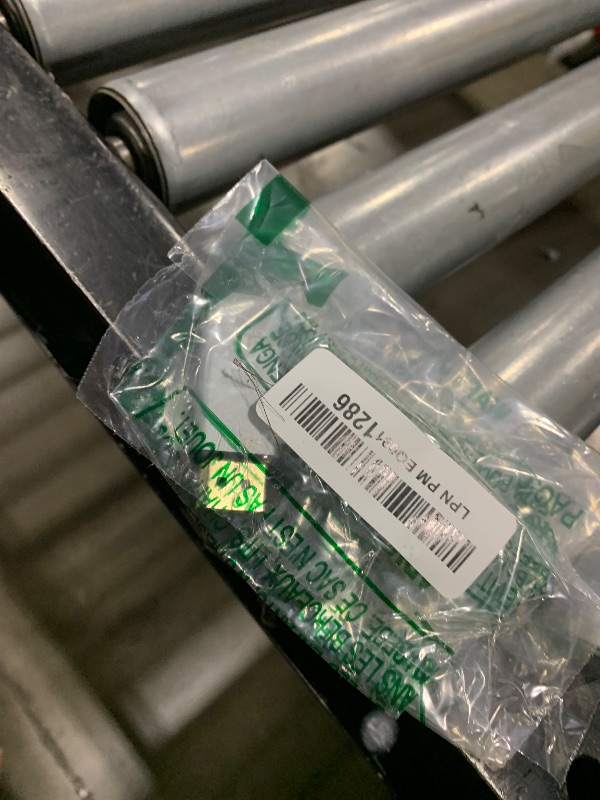 Photo 1 of SWITCHFLUX 1-Pack DisplayPort 1.4 to HDMI 2.1 Adapter (8K@60Hz,4K@144Hz) Uni-Directional DP (Source) to HDMI (Display) Converter Compatible with PC,Desktop,AMD,NVIDIA,and Gaming Monitors