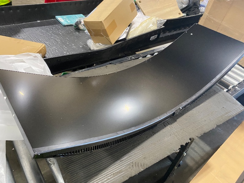 Photo 1 of SAMSUNG 49" Odyssey G9 (G95C) Series DQHD 1000R Curved Gaming Monitor