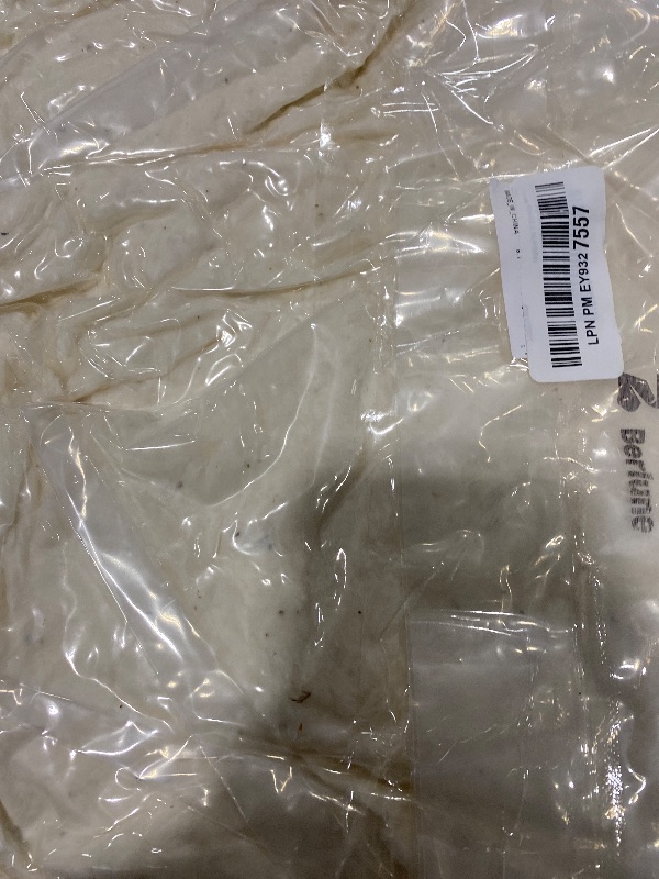 Photo 1 of Berlune Organic Raw Cotton Stuffing Natural Cotton Filling for Pillow Upholstery Couch Dolls Art Crafts Stuffed Animals Filler(2.2 lb,White)