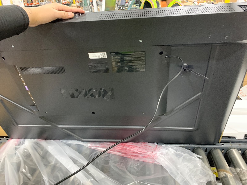 Photo 1 of Roku Smart TV 2025 – 50-Inch Select Series