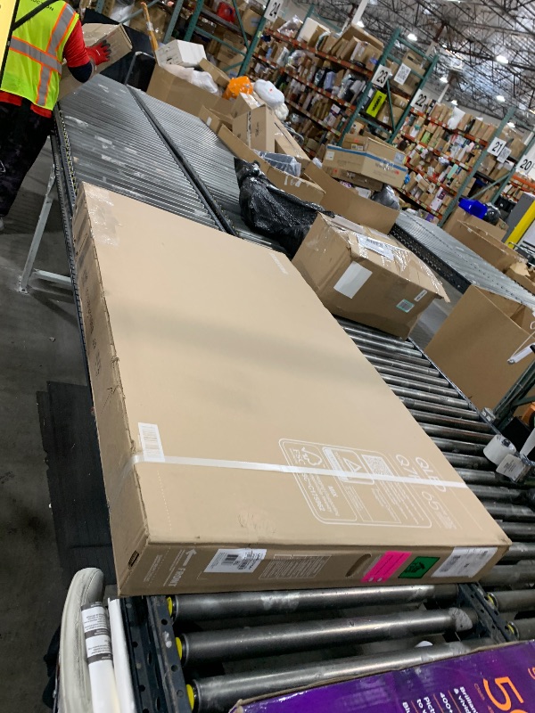 Photo 1 of Samsung 65-Inch Class QLED Q7F Series Samsung Vision AI Smart TV (2025 Model, 65Q7F) Quantum HDR, Object Tracking Sound Lite, Q4 AI Gen1 Processor, 4K upscaling, Gaming Hub, Alexa Built-in