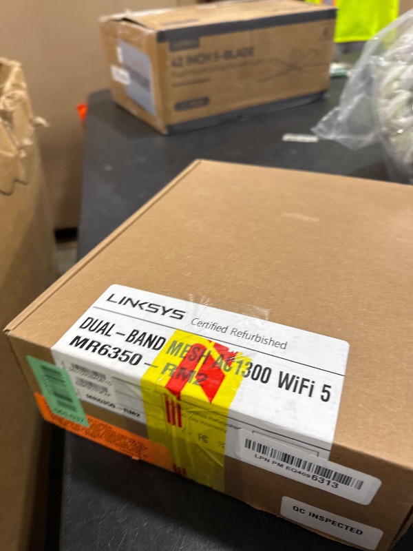 Photo 1 of Linksys Wi-Fi 5 Smart 0 (MR6350) (Renewed)