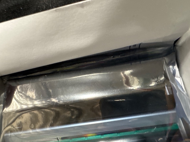 Photo 1 of P1058930-010 New Printhead for Zebra ZT410 ZT411 Thermal Barcode Printer OEM Replacement 300dpi