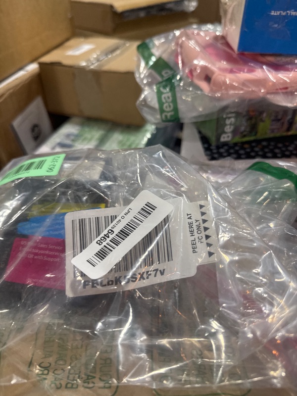 Photo 1 of 910XL Replacement for HP 910XL Ink Cartridges for HP Printers HP910 HP910XL 910 Ink Work for Office Jet Pro 8010 8010e 8015e 8020 8020e 8022e 8025 8025e 8028e 8030 8035e Black and Color - 4 Pack