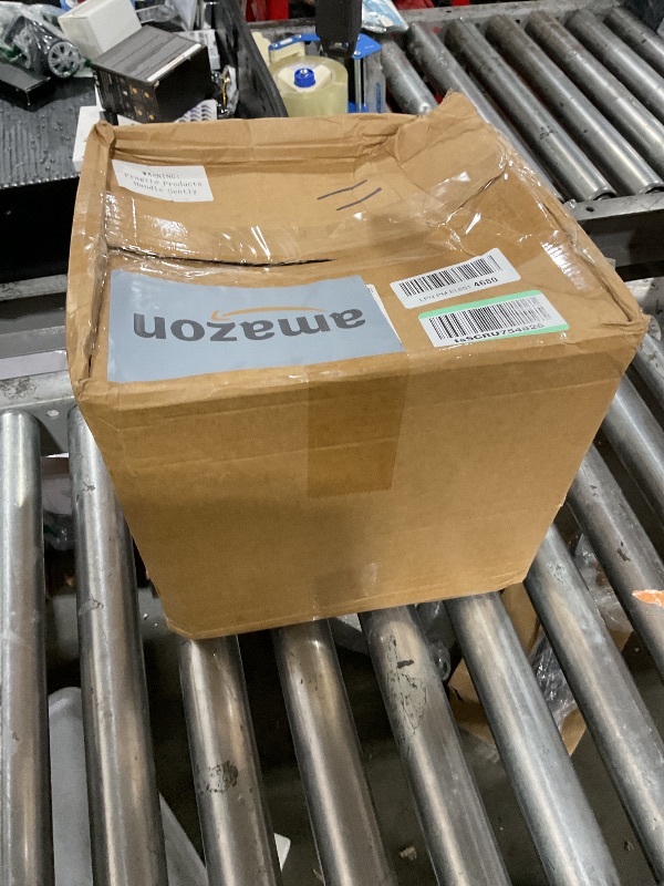 Photo 1 of **NO LID** FoldTier Square Food Storage Container Polycarbonate Clear food Container with Lid Commercial Storage with Graduations for Commercial Kitchen Dough Marinating Meat(White,12 Qt)