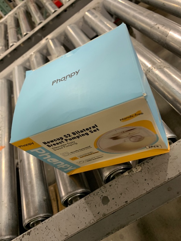 Photo 1 of Phanpy Wearable Breast Pump Milk Collector Cup, New Cup Parts, Original Phanpy Breast Pump Replacement Accessories, 24 mm Flange and 20mm Insert Included, 15 oz / 420 ml, 2 Piece