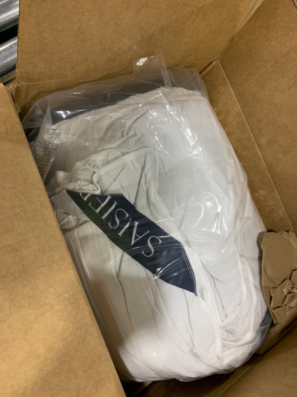 Photo 1 of Saisier White Goose Feather Down Comforter King Size, Premium All Season Duvet Insert, 750 Fill Power 1200TC Cotton Blend Fabric Hotel Style Bedding Comforter, 50 Oz Lightweight (106x90,White)
