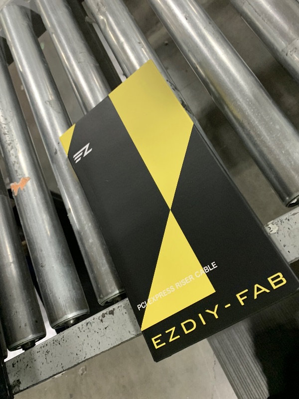 Photo 1 of EZDIY-FAB PCIe 5.0 X16 Riser Cable,128GB/s Bandwidth, for RTX 50/40 & RX 9000/7000 GPUs, PCIe Extension Card, Backward Compatible with PCIe 4.0/3.0,Vertical GPU Mount,Straight-20cm,Black