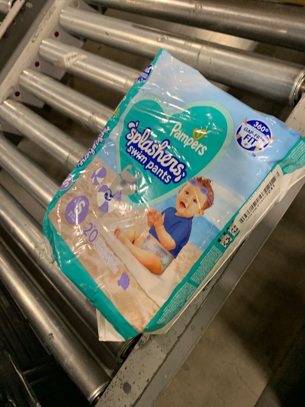 Photo 1 of Pampers Swim Diapers - Splashers - Size 2-3, 20 Count, Gap-Free Disposable Baby Swimming Pants