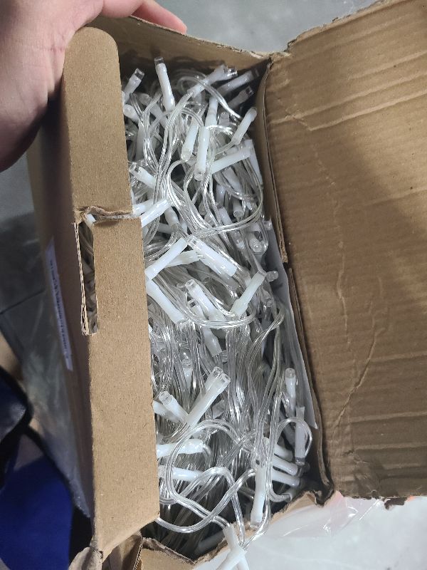 Photo 1 of 132ft Icicle Lights for Outside, 1280 LED White Christmas Lights Outdoor with 240 Twinkle Drops, 8 Modes Plug in Waterproof Timer Memory for Tree Wedding Party House Patio Eave Yard Holiday Decoration