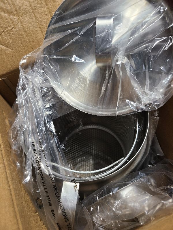 Photo 1 of 119oz 304 Stainless Steel Deep Fryer Pot with Basket & Strainer, Large Capacity Bacon Grease Container for Kitchen,Frying, Cooking, Camping,Oil Filter Container - Dishwasher Safe (119oz/3.5L/3.7Qt)