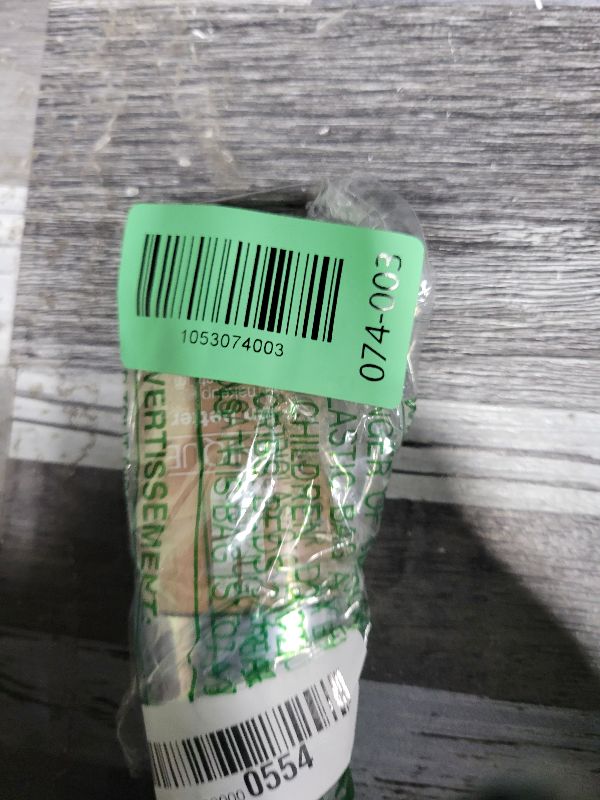 Photo 1 of Clinique Even Better Makeup Liquid Foundation SPF 15 With Vitamin C For Dry + Oily Combination Skin Types | Medium Coverage + Natural Finish | Evens Skin Tone + Reduces Dark Spots, Beige, 1 Fl Oz