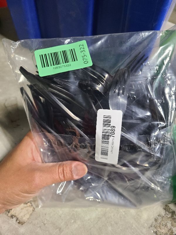 Photo 1 of 100 pack Black Forks plastic silverware disposable cutlery set utensil plasticware kitchen compostable bbq picnic office home bulk flatware box birthday party supplies fork wholesale heavy duty