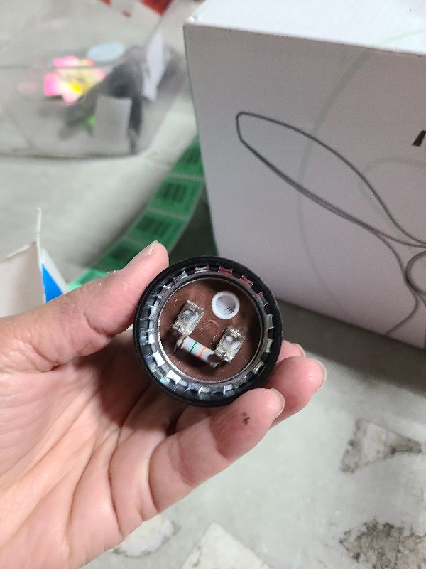 Photo 1 of 189-227 uf/MFD 330V VAC 50/60 Hz AC Electric Round Start Capacitor Universal Replacement for Electric Motor Applications