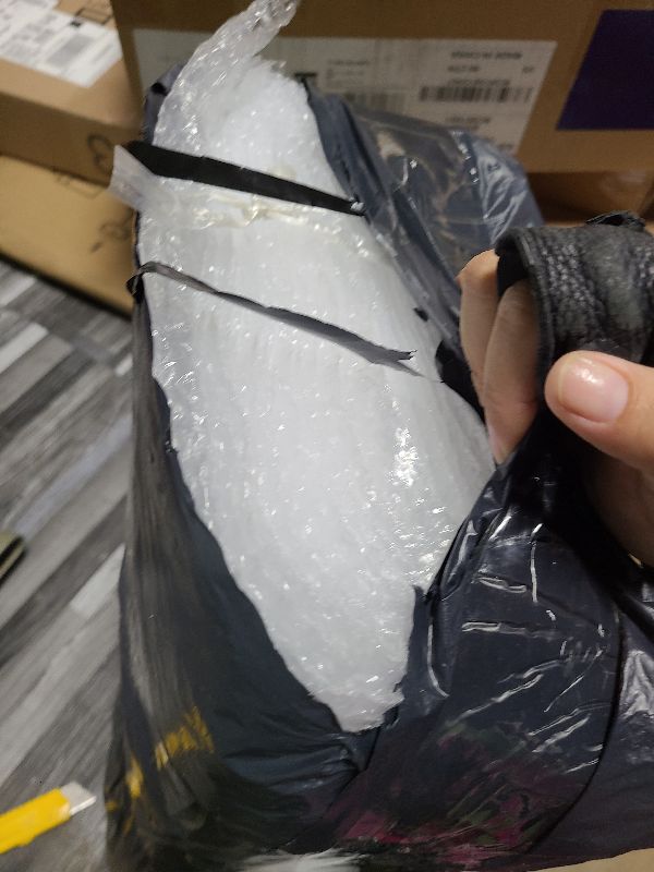 Photo 1 of 100Pcs 8"x12" Bubble Pouches Wrap Bag for Packaging, Clear Bubble Out Bags Double Wall Cushioning Wrap Pouches for Moving Packaging Storage Fragile China Dishes Electronic Item