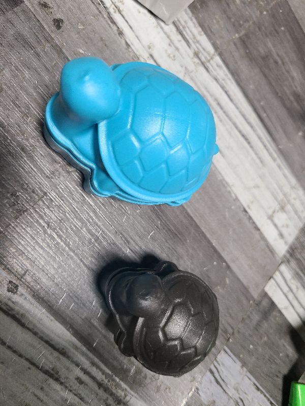 Photo 1 of 2 Pcs Algae Cleaning Scrapers Aquarium Tank Glass Brush Small Aquarium Magnet Cleaner Fish Tank Algae Cleaner Magnetic Cistern Glass Detergent for Fish Urn Detergent(Tortoise,Blue, Coffee Black)