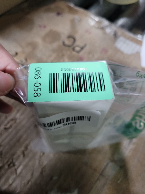 Photo 1 of 2-in-1 USB TYPE-C Presentation Clicker wireless Presenter Remote Clicker, Powerpoint Clicker Slide Advancer, Clicker for Powerpoint Presentations with Volume Control, Presentation Clicker for Computer