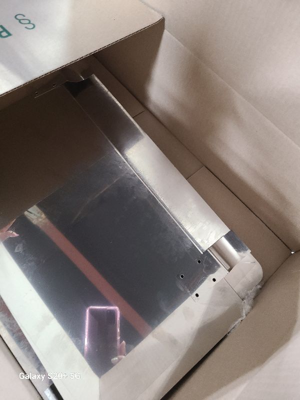 Photo 1 of 2 Packs Stainless Steel Fryer Splash Guard Commercial Splatter Guard Side Stove Splash Guard for Stop Oil from Splattering (20-1/2" W x 9" H)