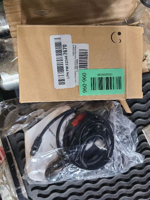 Photo 1 of 192kHz Optical to 3.5mm Digital to Analog Audio Converter with Volume Control, Aluminium Digital Optical to RCA Adapter Built-in Amplifier Chip with SPDIF Cable and 3.5mm to RCA Cable